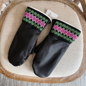 Astis house finch leather beaded mittens